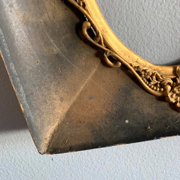 Stunning Antique Ornate Gold Oval Frame With Black Matte Finish Attic Find - Picture 2 of 12